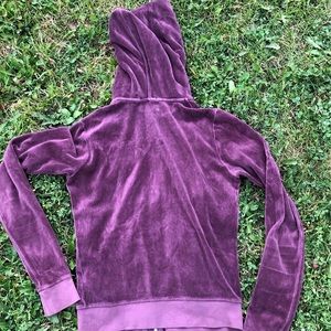 Juicy Couture Sweaters - Juicy Couture Classic Sweatshirt, Maroon Juicy Couture Sweaters - Juicy Couture Classic Sweatshirt, Maroon